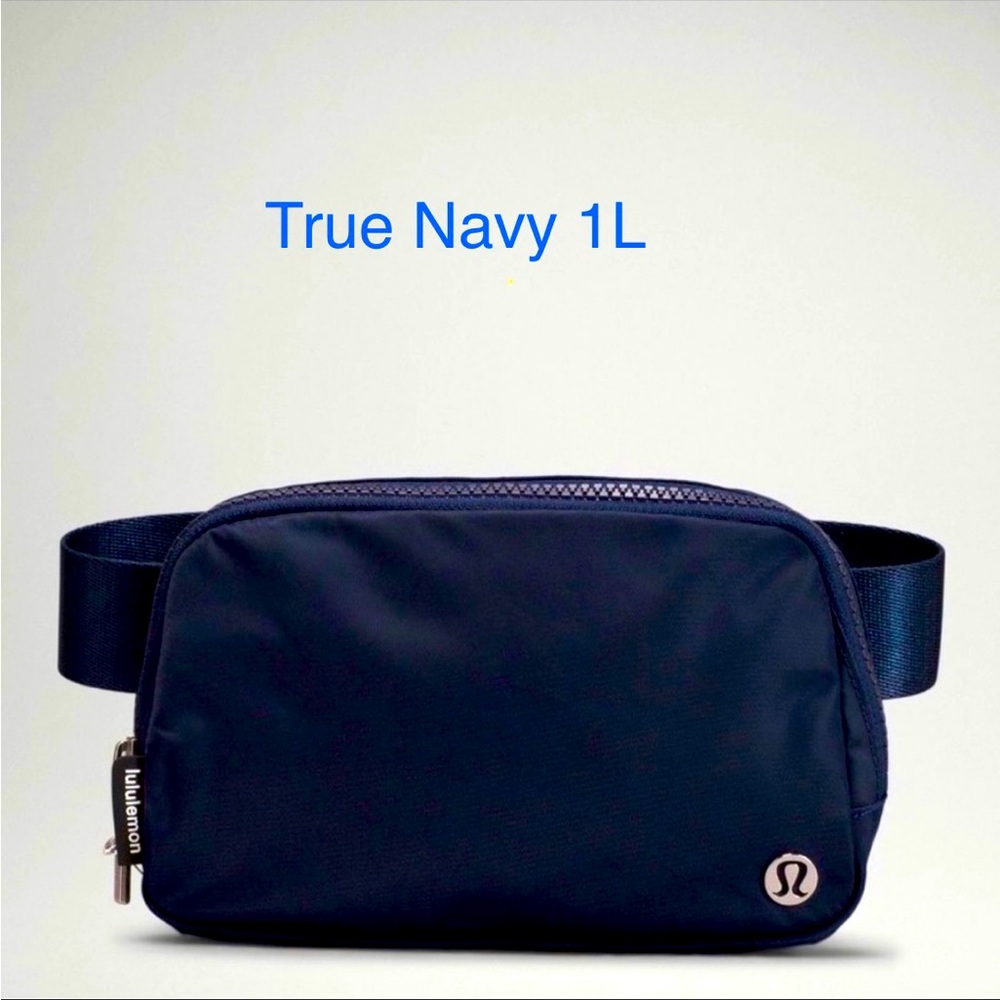 lululemon athletica True Navy Waist Pack / Belt Bag